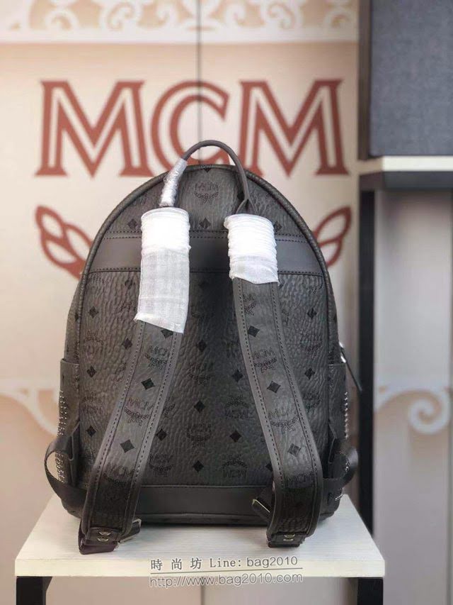 MCM雙肩背包 原單 5927小號 Gunta“M”字形鉚釘背包 金屬鉚釘 MCM女背包  mdmc1133